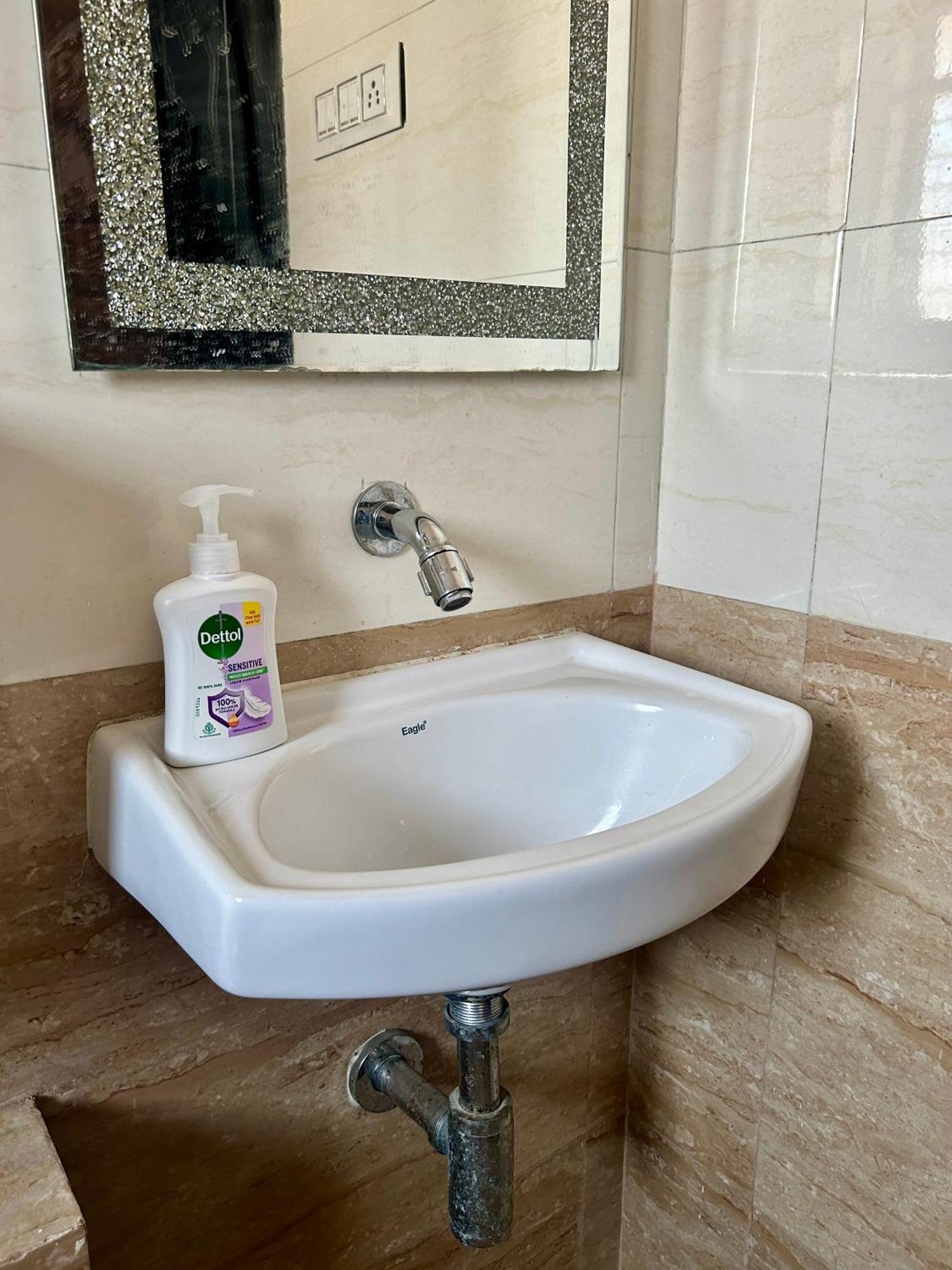 Zenith Homes - Boomerang Suites Mumbai Eksteriør bilde